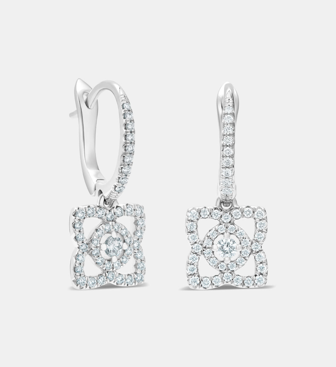 Collier De Beers Enchanted Lotus - Or Blanc Et Diamants - Bijou De Luxe Occasion