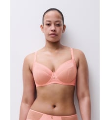 Soutien-gorge emboîtant en dentelle Chantelle