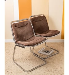Lot de deux chaises design Alma N°1993- Produit chiné Debongout