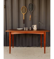 Table à manger en teck Karla N°1245- Produit chiné Debongout