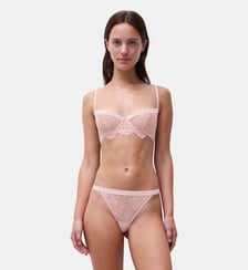 Tanga avec dentelle de Leavers Chantelle X