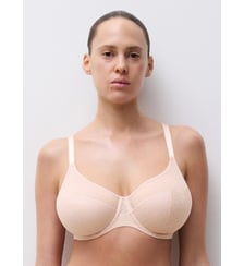 Soutien-gorge moulé emboîtant maille douce Chantelle