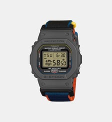 Montre Casio G-shock Argenté DW-5600MNC-8A2ER G-Shock