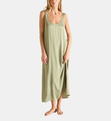 Robe longue col rond en satin Laurence Tavernier