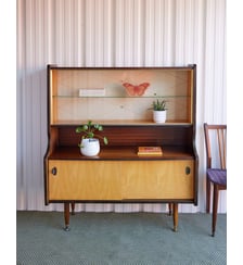 Vitrine style scandinave en bois Victoria N°1351- Produit chiné Debongout