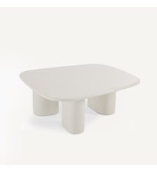Table basse en acacia massif, hauteur 34,5 cm AM.PM