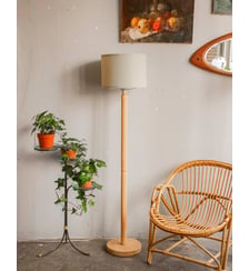 Lampadaire en bois aux lignes épurées Julien N°375- Produit chiné Debongout