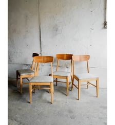 Lot de 4 chaises en chêne clair Alma N°1400- Produit chiné Debongout
