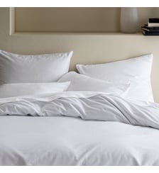 Taie d'oreiller en satin de coton lavé, NUIT SATINÉE Blanc Cerise