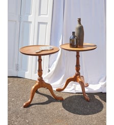 Paire de guéridons en noyer Alfred N°1405- Produit chiné Debongout