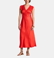 Robe longue fluide en satin sans manches La Fée Maraboutée