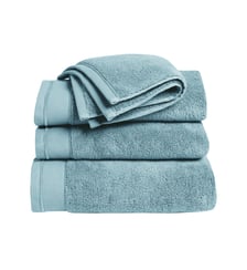Serviette de toilette 100% Coton BIO, DOUCEUR NATURE Blanc Cerise