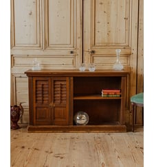 Long buffet en bois Gilbert N°1654- Produit chiné Debongout