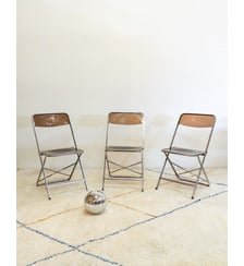 Lot de 3 chaises en plexiglass Alma N°1149- Produit chiné Debongout