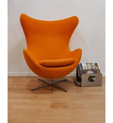 Fauteuil orange Egg Chair Emmanuel N°16- Produit chiné Debongout