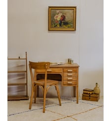 Ensemble de bureau et chaise pour enfant en bois Ange N°17- Produit chiné Debongout