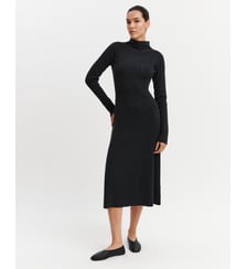 Robe longue détail côté Bompard