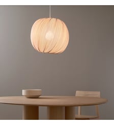 Suspension boule en bambou tissé AM.PM