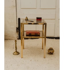 Table d'appoint en laiton doré et verre Hanna N°1597 - Produit chiné Debongout