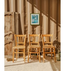 Lot de 3 chaises en bois Claude N°1490- Produit chiné Debongout
