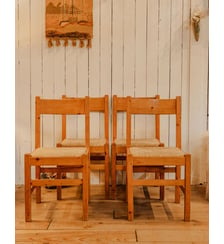 Lot de 4 chaises en bois Claude N°801- Produit chiné Debongout