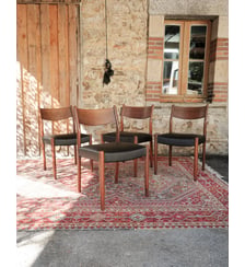 Lot de 4 chaises scandinaves Alma N°1990- Produit chiné Debongout