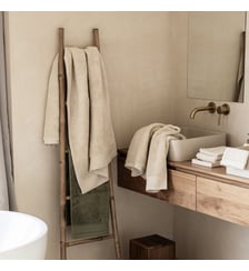 Serviette de toilette 100% Coton BIO, DOUCEUR NATURE Blanc Cerise