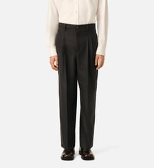Pantalon rayé en laine coupe carotte taille haute AMI Paris