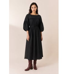 Robe Remie Plain Leon & Harper