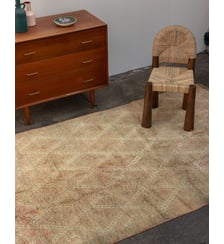 Grand tapis vert et rose en laine Olivier N°38- Produit chiné Debongout
