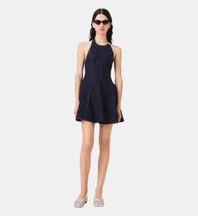 Robe courte en denim avec broche Maje