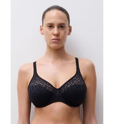 Soutien-gorge moulé emboîtant maille douce Chantelle