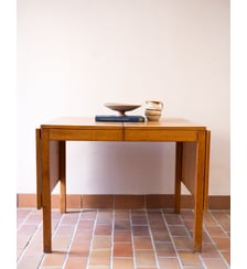 Table à manger polyvalente Karla N°1253- Produit chiné Debongout