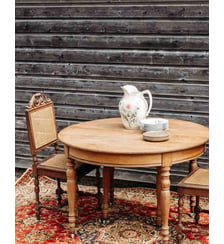 Table ronde en bois Romy N°1393- Produit chiné Debongout