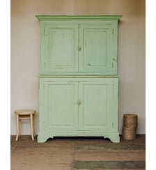 Buffet en bois Gilbert N°577- Produit chiné Debongout