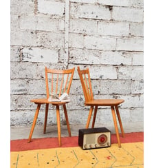 Paire de chaises en bois Alma N°734- Produit chiné Debongout