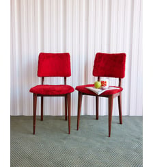Paire de chaises en poils rouges Alma N°2004- Produit chiné Debongout