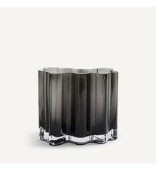 Vase en verre soufflé, hauteur 18 cm AM.PM