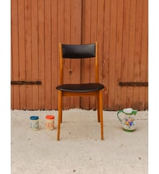Chaise en bois et cuir noir Alma N°2080- Produit chiné Debongout