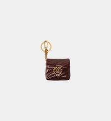 étui pour airpods love bag puff en cuir brillant Pinko