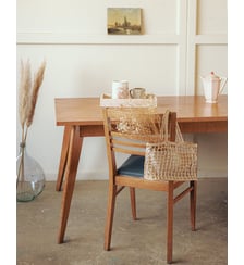 Table à manger mid-century en bois clair Karla N°1190- Produit chiné Debongout