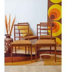 Lot de chaises scandinaves en bois Alma N°1206- Produit chiné Debongout