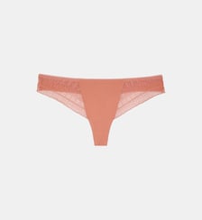 String LEILA Passionata