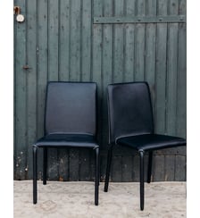 Paire de chaises simili-cuir Alma N°914- Produit chiné Debongout
