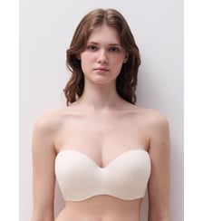 Soutien-gorge bandeau coques bretelles amovibles maille douce Chantelle