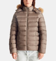 Doudoune cintrée à capuche Luxe grand froid matelassée déperlante
 Jott