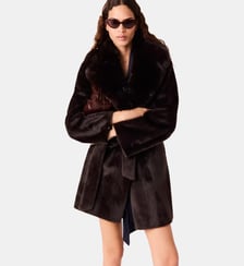 Manteau mi-long en fausse fourrure Maje