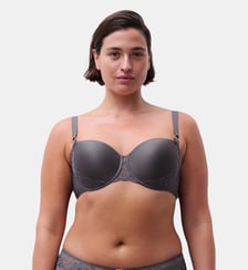 Soutien-gorge corbeille mémoire de forme broderie florale Chantelle