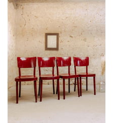 Lot de 4 chaises en bois rouge Claude N°1117- Produit chiné Debongout