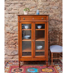Vitrine de style Louis XVI en bois Victoria N°192- Produit chiné Debongout